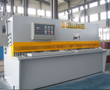 QC12Y-6X2500液壓擺式剪板機(jī)